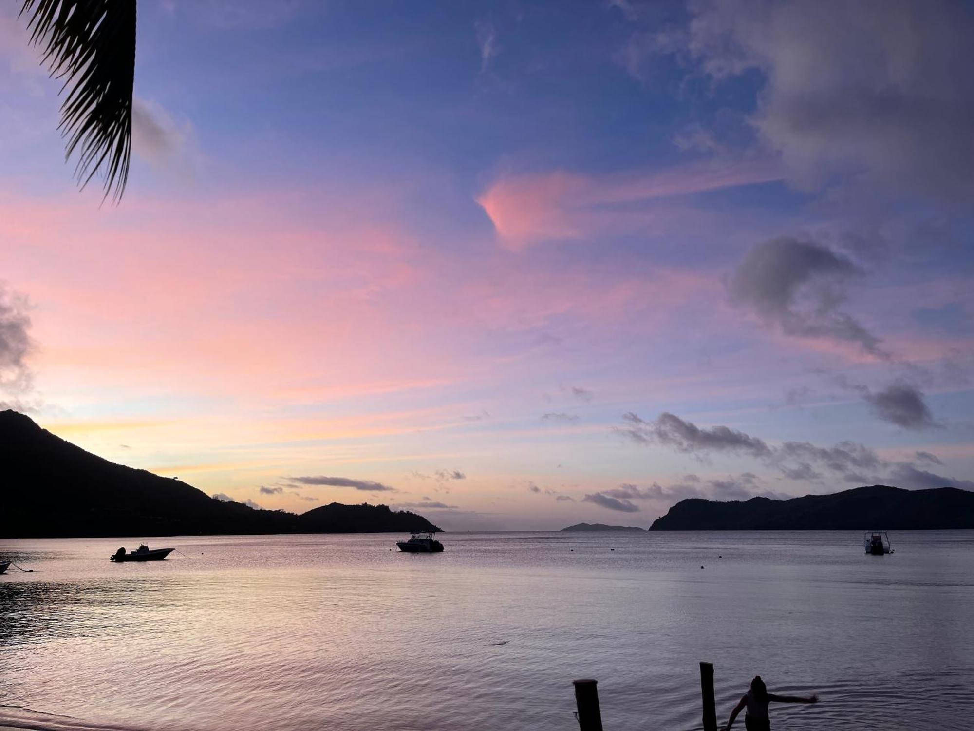 Blissful Hill Top Apartment Anse Volbert Village Exterior foto